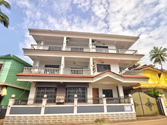 Calangute Beach Corner Exterior photo